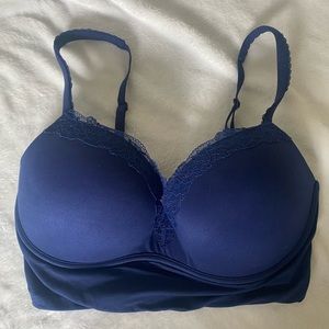 Victoria’s Secret Navy Wireless Lace Bralette sz 34DD